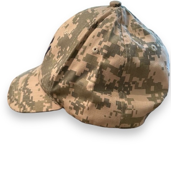 NY YANKEES CAMO HAT SGA MILITARY APPRECIATION CAP BUDWEISER MLB BASEBALL 2016 - Picture 4 of 5